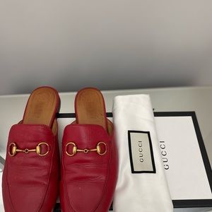 Red Gucci slides